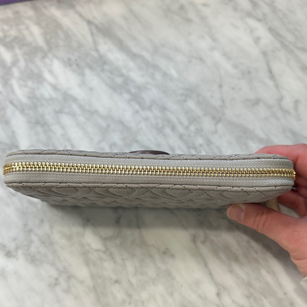 Tory Burch Marion Quilted Continental Gray Wallet - Picture 5 of 15